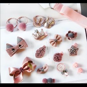 🆕 Adorable girls hair clips and bows 18 pieces